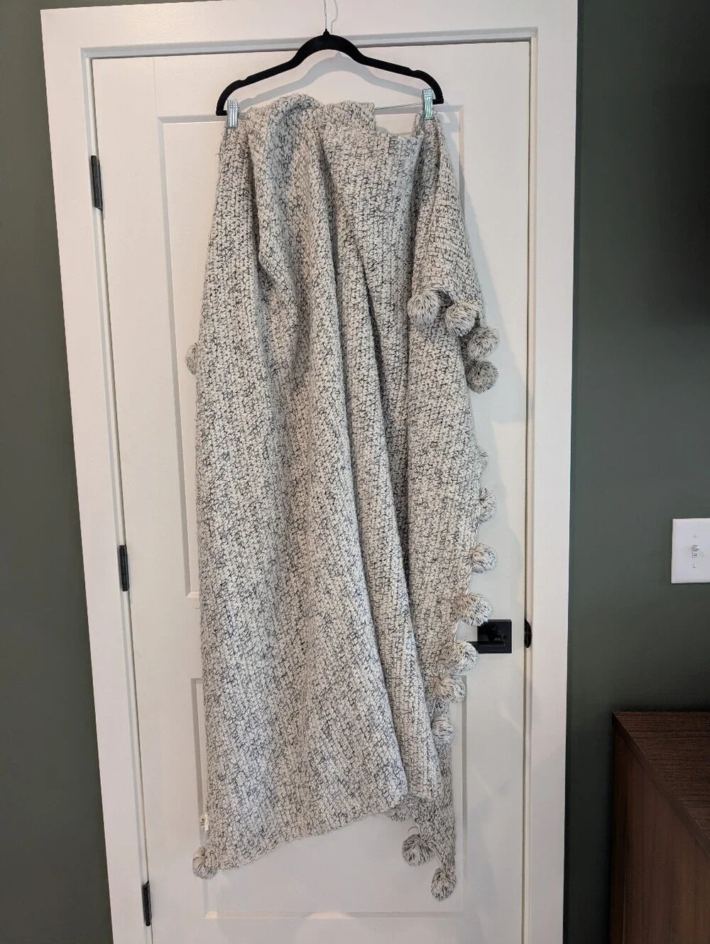 Pottery Barn Blue And White Marled Heavyweight Knit Pom Pom Throw Blanket